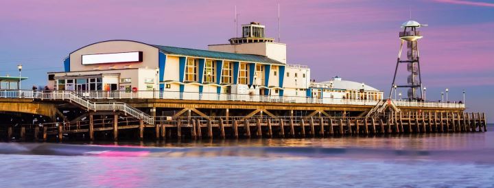 Kings Education 2026: Fiyatlar, Kampüsler ve Vizeler